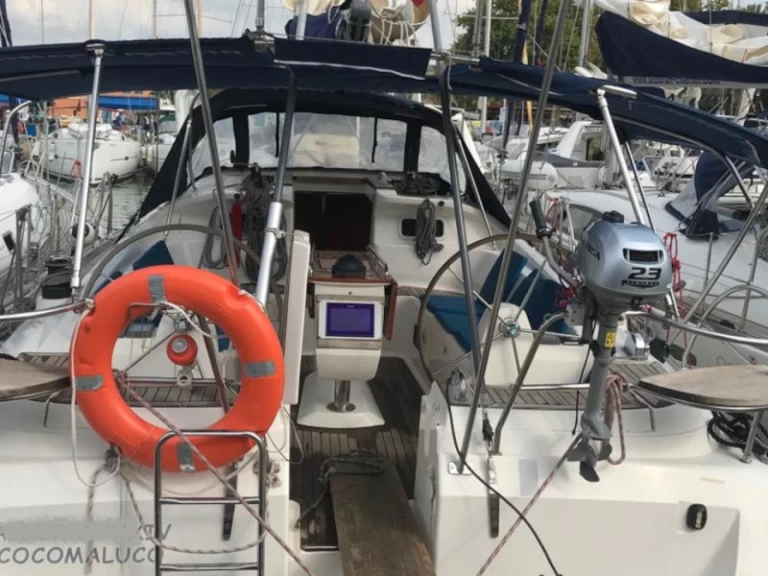 Sailboat for rent Palma de Mallorca at the best price