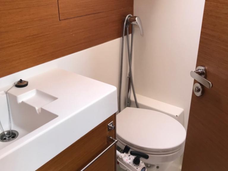 Jeanneau Sun Odyssey 519 in Palmeira on SamBoat