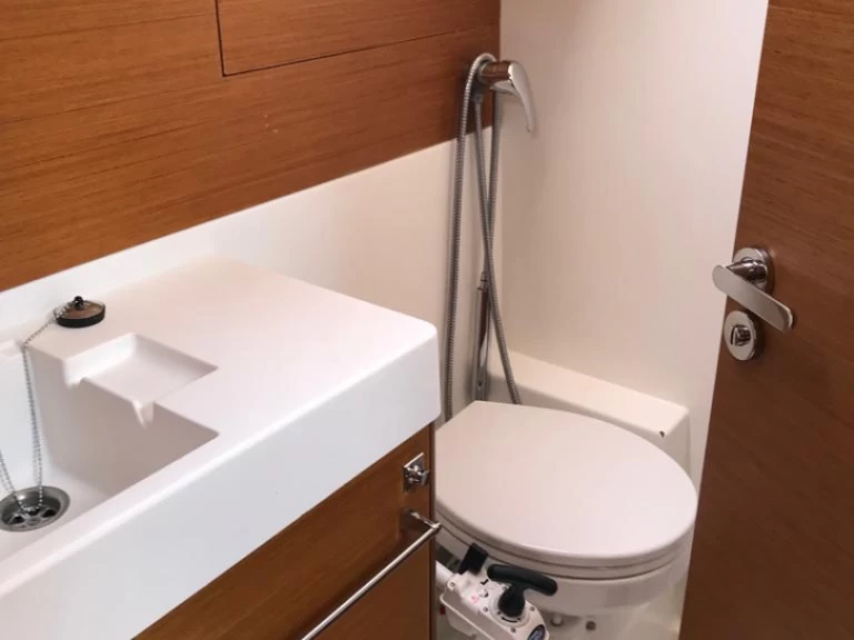 Jeanneau Sun Odyssey 519 in Palmeira on SamBoat