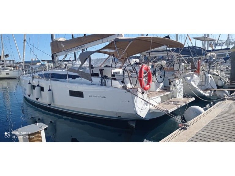 Sailboat rental with or without captain Jeanneau Palma de Mallorca