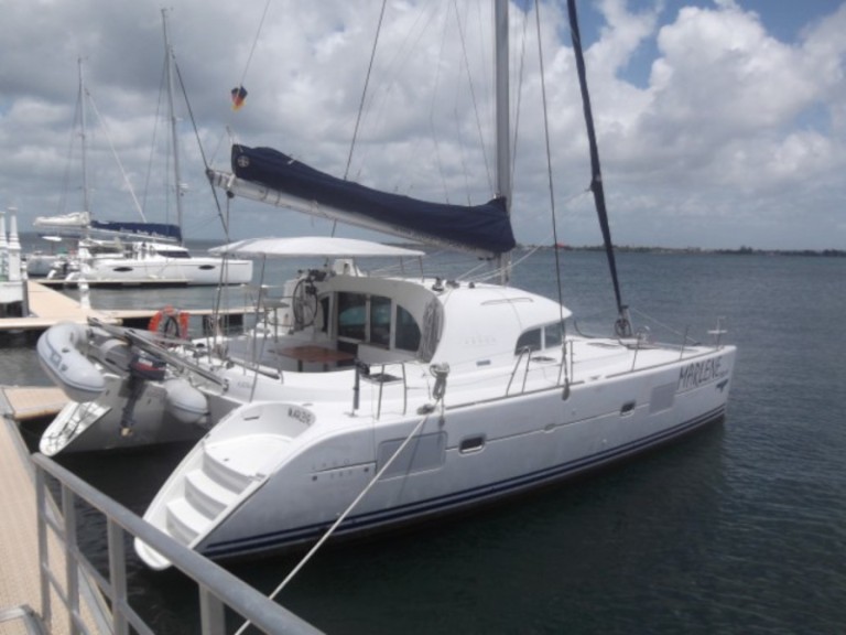 Catamaran rental in Cienfuegos - Lagoon Lagoon 380
