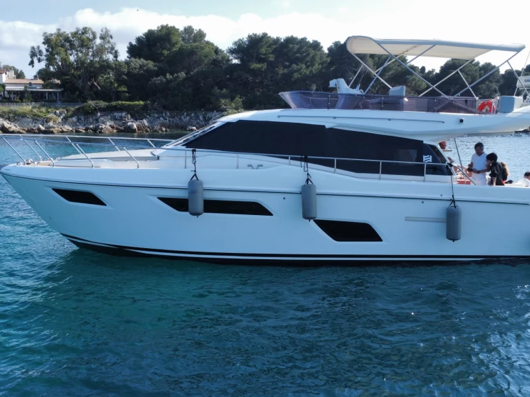 Motorboat rental in La Napoule - Ferretti 450 FLY