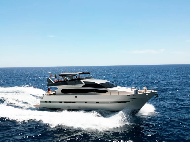 Monte Fino Monte Fino 70 in Castellammare di Stabia on SamBoat