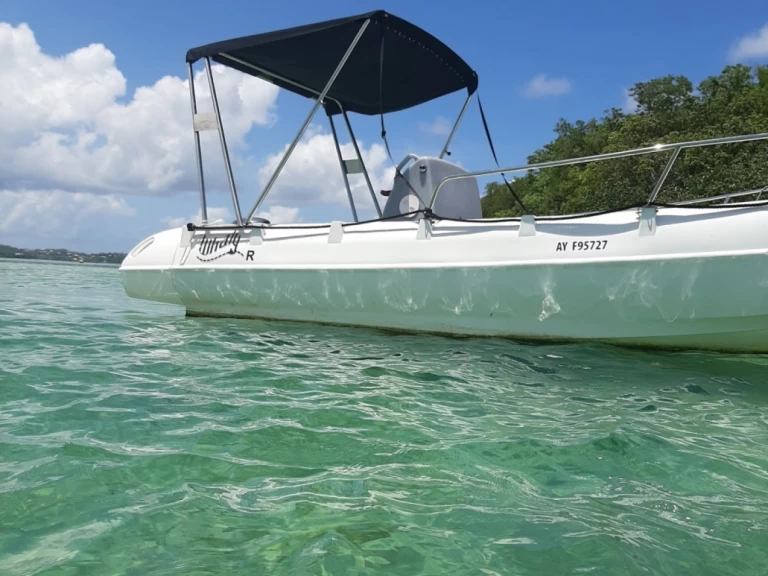 Motorboat rental in Le François - Whaly Whaly 500