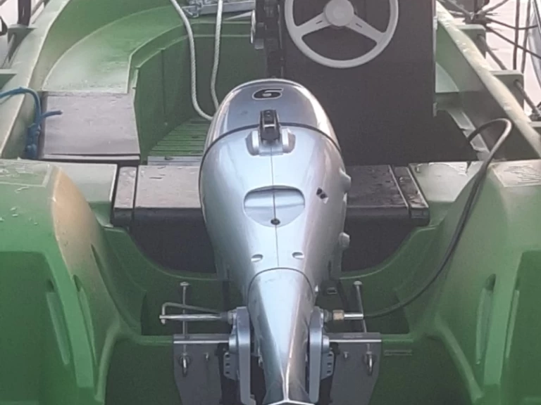 Rent a Whaly whaly 400 Le François