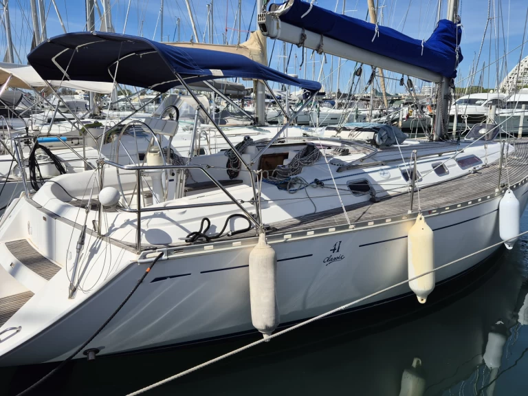 Sailboat rental in Toulon - Dufour Dufour 41 Classic