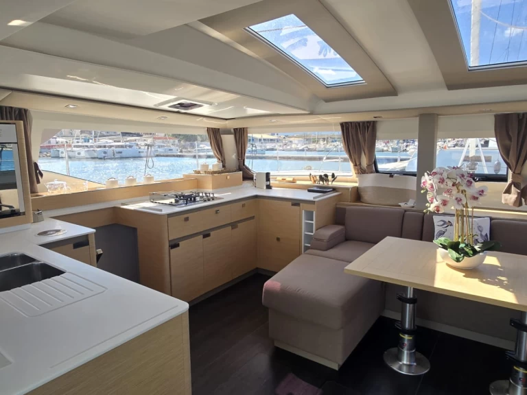 Yacht charter Olbia cheap Elba 45