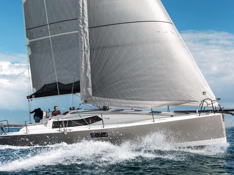 Sailboat rental with or without captain Bavaria Larmor-Plage