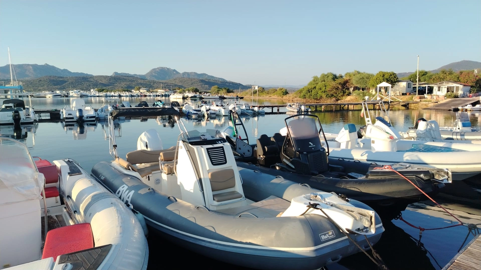 Rent a Bwa Sport 22 GTO Olbia