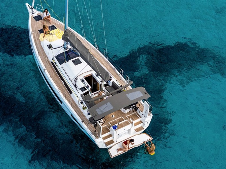 Bareboat Rental Sailboat Dufour with a boat licence