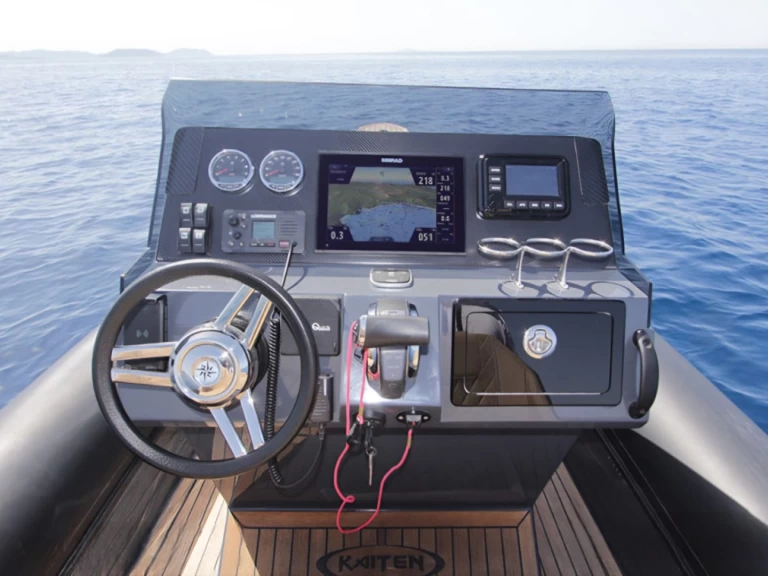 DIVERIB 780 charter bareboat or captained in  Mykonos (City)