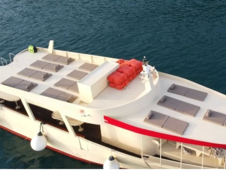 CORBELLA Selfbuild in Bar on SamBoat