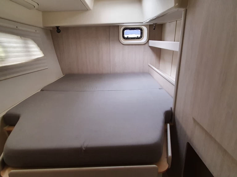 Leopard Leopard 44 charter bareboat or captained in  Palma de Mallorca