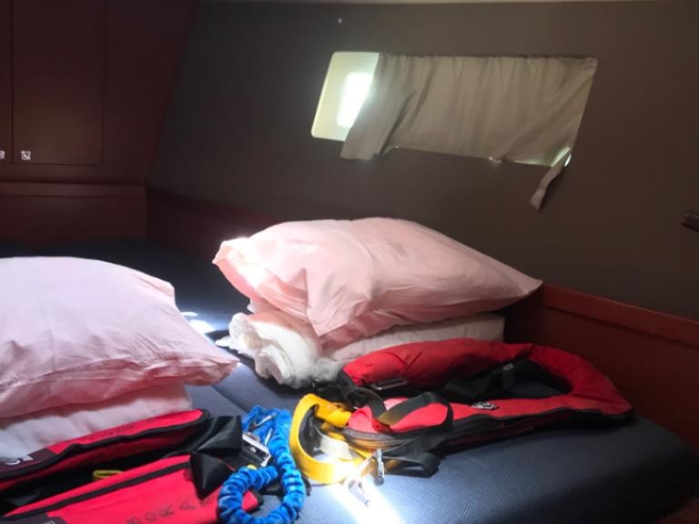 Bénéteau Oceanis 45 in Palma de Mallorca on SamBoat