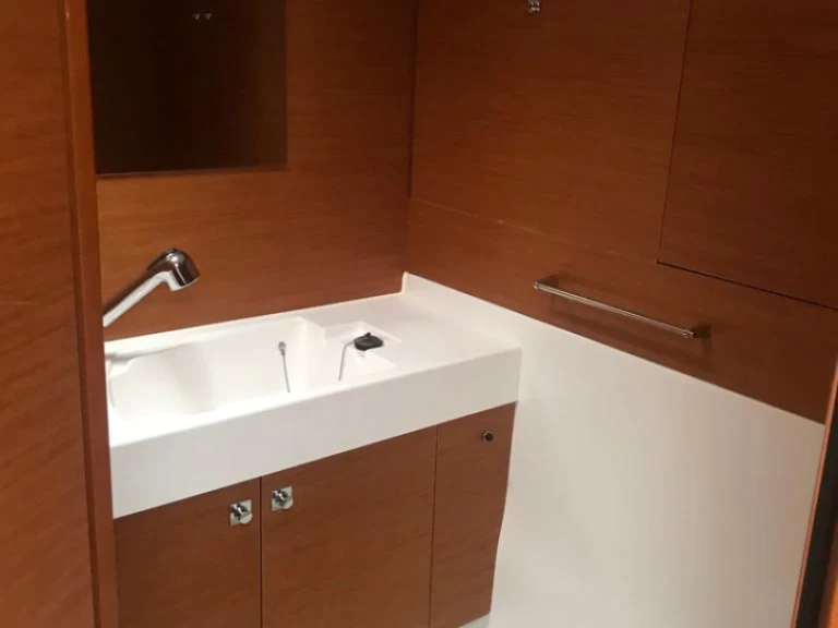 Rent a Jeanneau Sun Odyssey 519 Palma de Mallorca