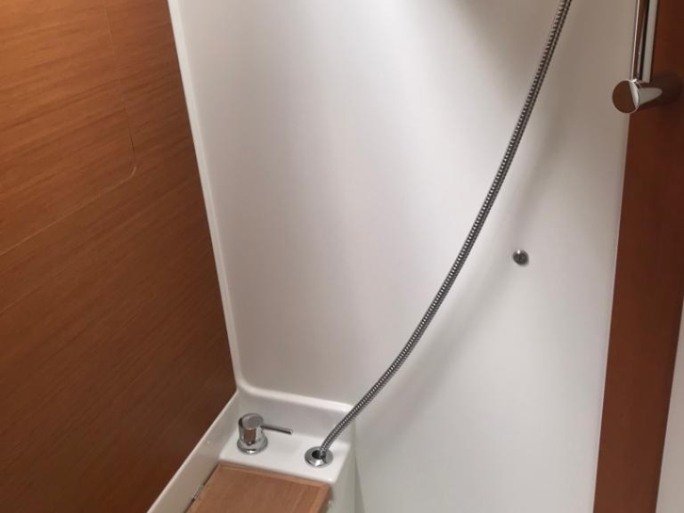 Yacht charter Palma de Mallorca cheap Sun Odyssey 419