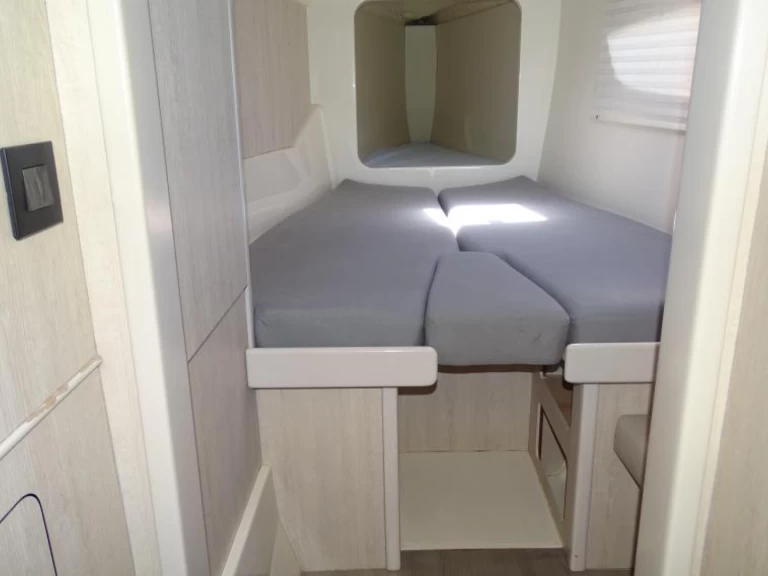 Yacht charter Cienfuegos cheap Leopard 44