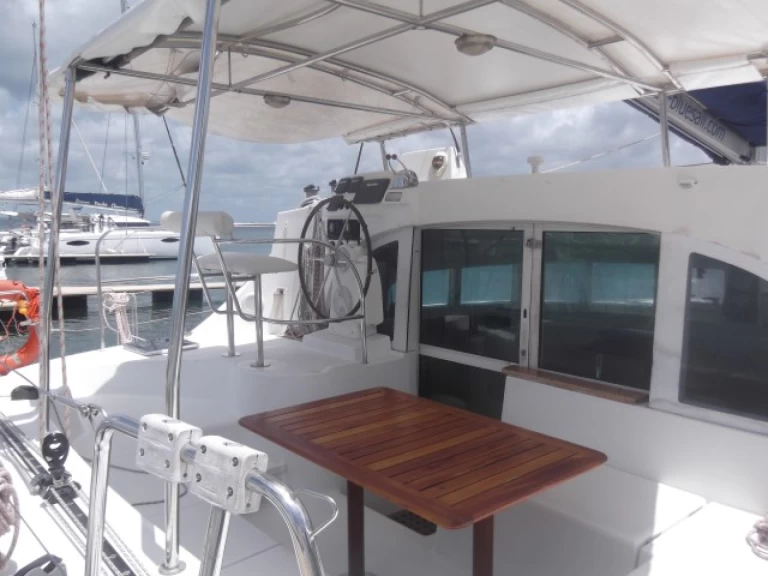 Bareboat Rental Catamaran Lagoon with a boat licence