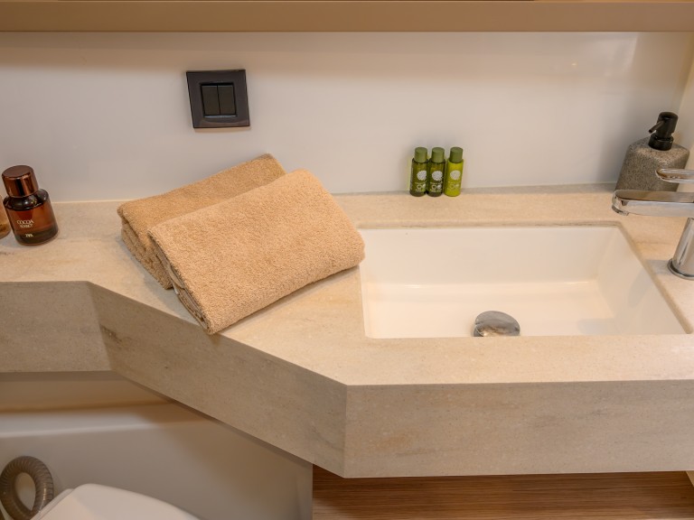 Catamaran rental in Trogir - Lagoon Lagoon 46