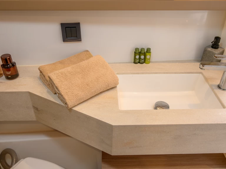 Catamaran rental in Trogir - Lagoon Lagoon 46