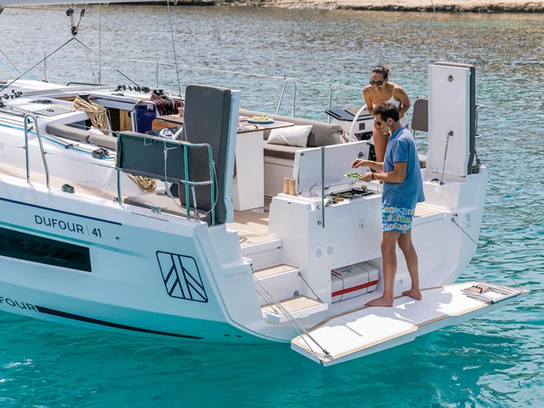 Boat rental Dufour Dufour 41 in Carloforte on Samboat