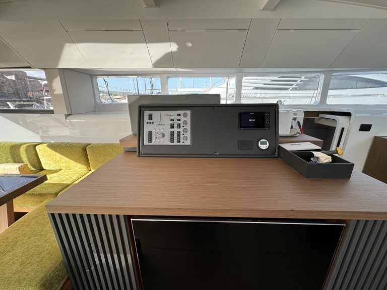  Delta F40-XT in Zadar on SamBoat