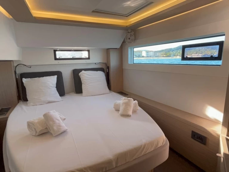 Lagoon Lagoon 46 in Port Grimaud on SamBoat