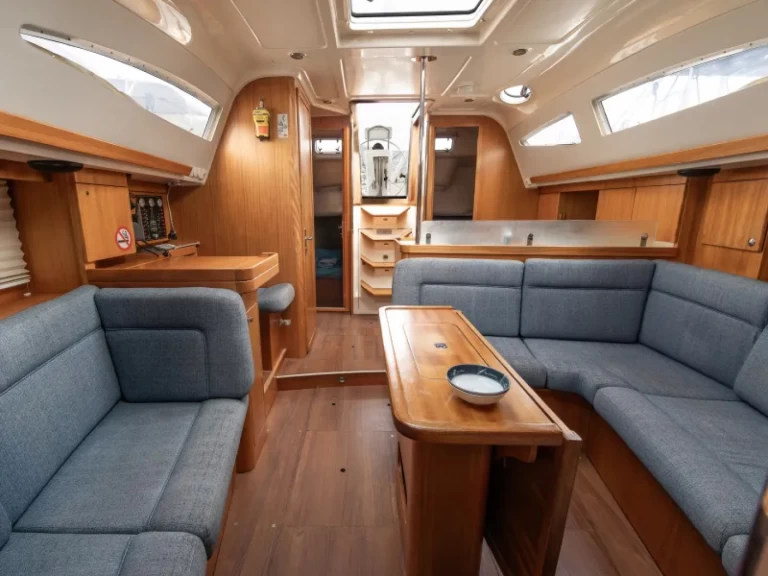 Rent a Elan Elan 384 Préveza