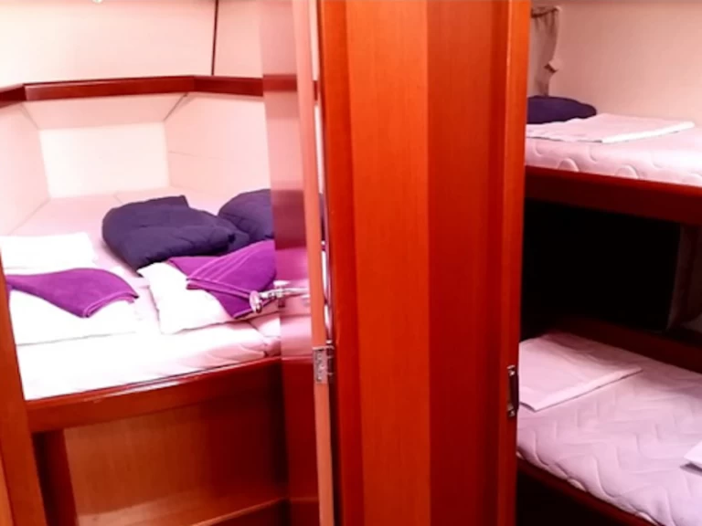 Sailboat rental in Pisticci - Bénéteau Oceanis 46