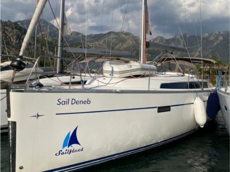 Rent a Bavaria Cruiser 46 Orhaniye