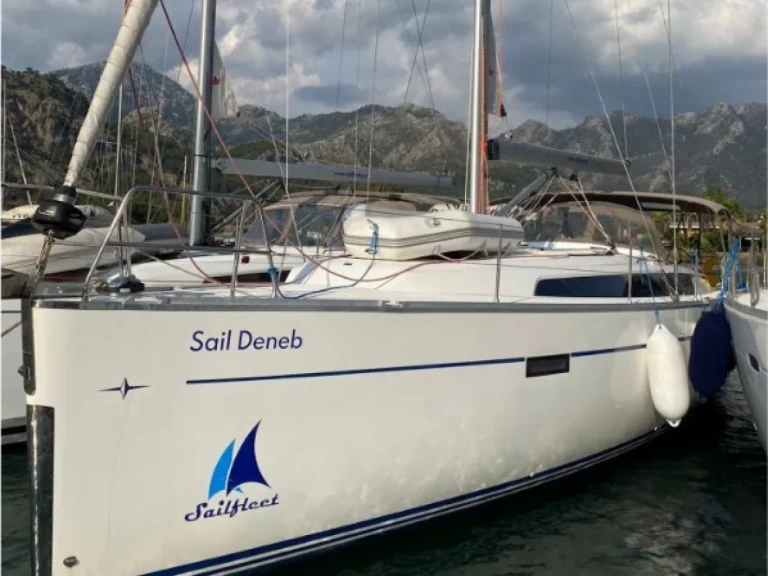 Rent a Bavaria Cruiser 46 Orhaniye