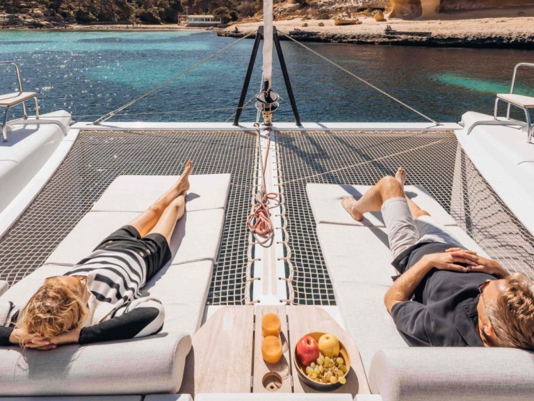 Yacht charter Lávrio cheap Nautitech 44 Open