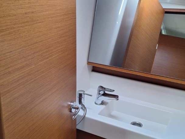 Sailboat for rent Pálairos at the best price