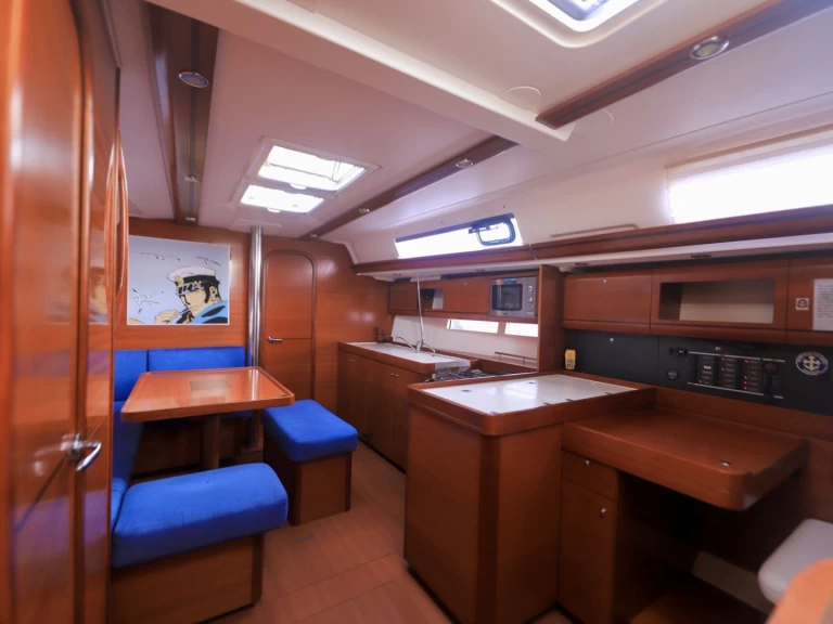 Sailboat rental with or without captain Dufour Uturoa