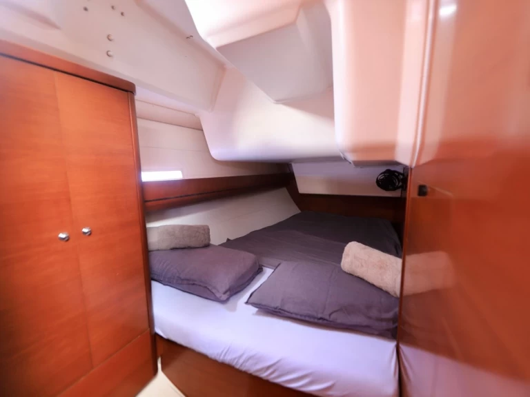 Boat rental Dufour Dufour 405 Grand Large in Uturoa on Samboat