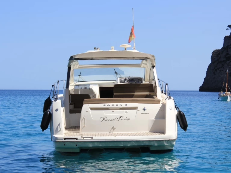 Motorboat for rent Alcúdia at the best price