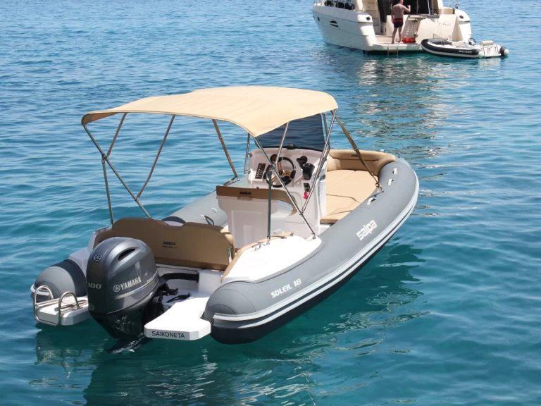 Yacht charter Can Picafort cheap Salpa Soleil 18