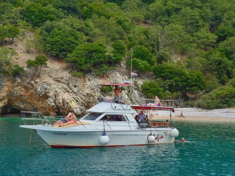 Boat rental Arcoa Arcoa 1080 Fishing in Opatija on Samboat