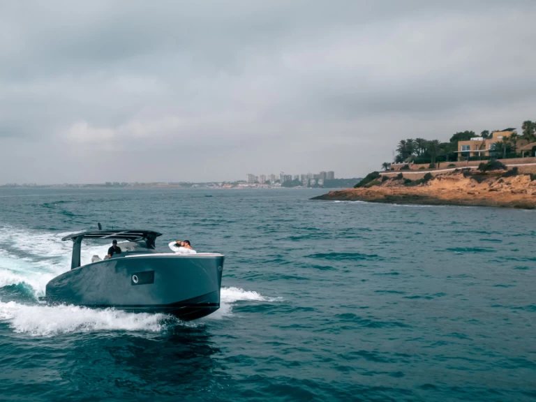 Motorboat rental in Cavalaire-sur-Mer - Tesoro Yachts T40