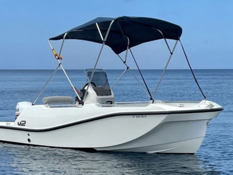 V2 BOATS 5.0 SPORT in Torrevieja on SamBoat