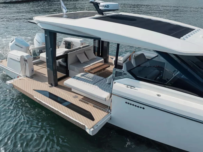 Rent a Saxdor Saxdor 400 GTO Alyki