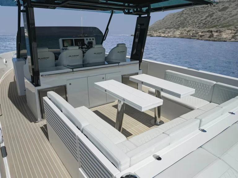 Motorboat rental with or without captain De Antonio Alyki