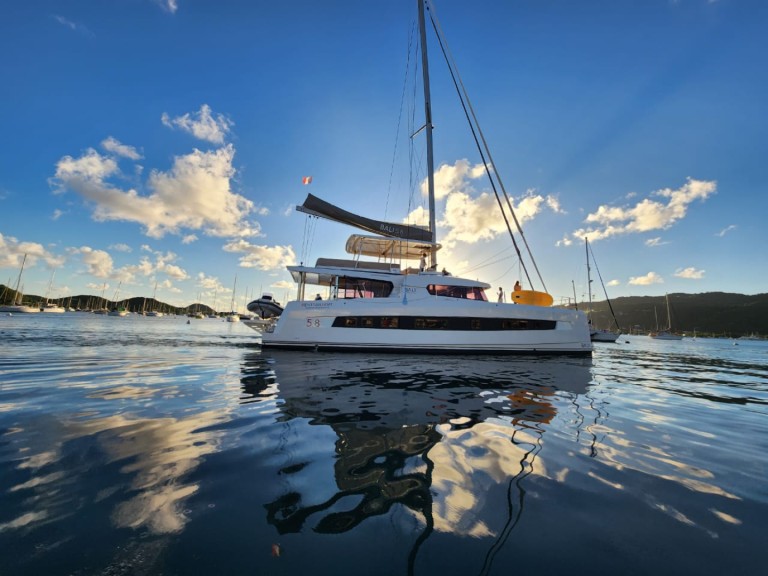 15 BALI 5.8 charter bareboat or captained in  Port Cogolin