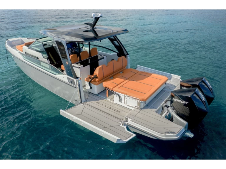 Motorboat for rent Ibiza Town at the best price