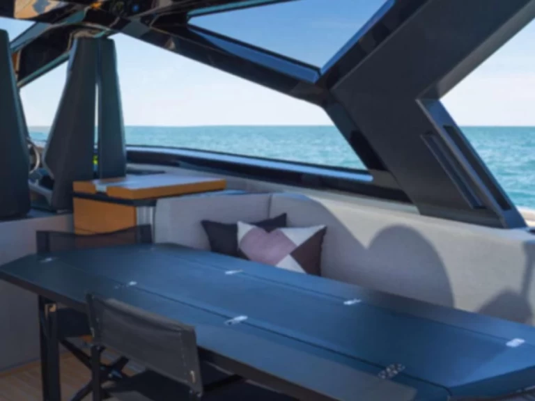 Rent a WALLY YACHTS 58 Portofino