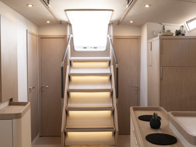 Bareboat Rental Sailboat Bénéteau with a boat licence