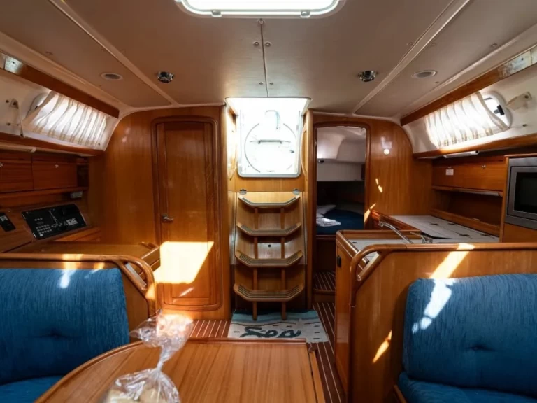 Yacht charter Pálairos cheap Bavaria 38