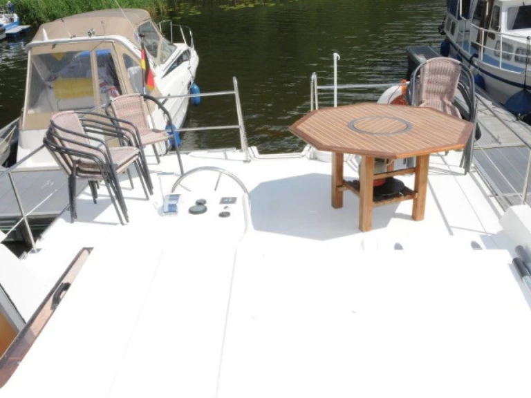 Boat rental  Tarpon 42 TP in Lübz on Samboat