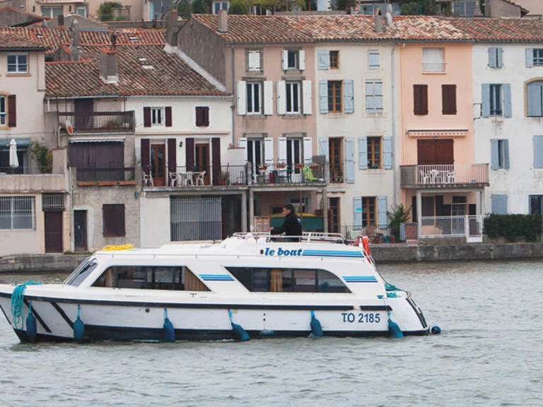 Rent a Le Boat Cirrus A Tannay