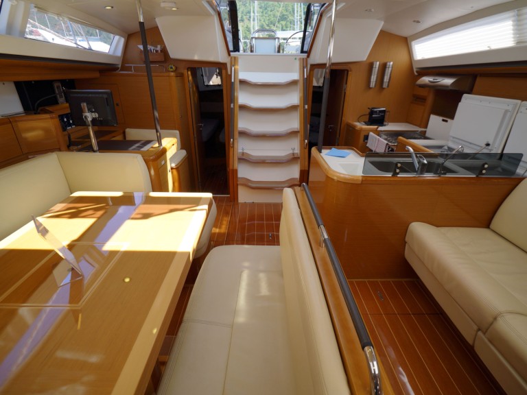 Yacht charter Rhodes (City) cheap Jeanneau 57